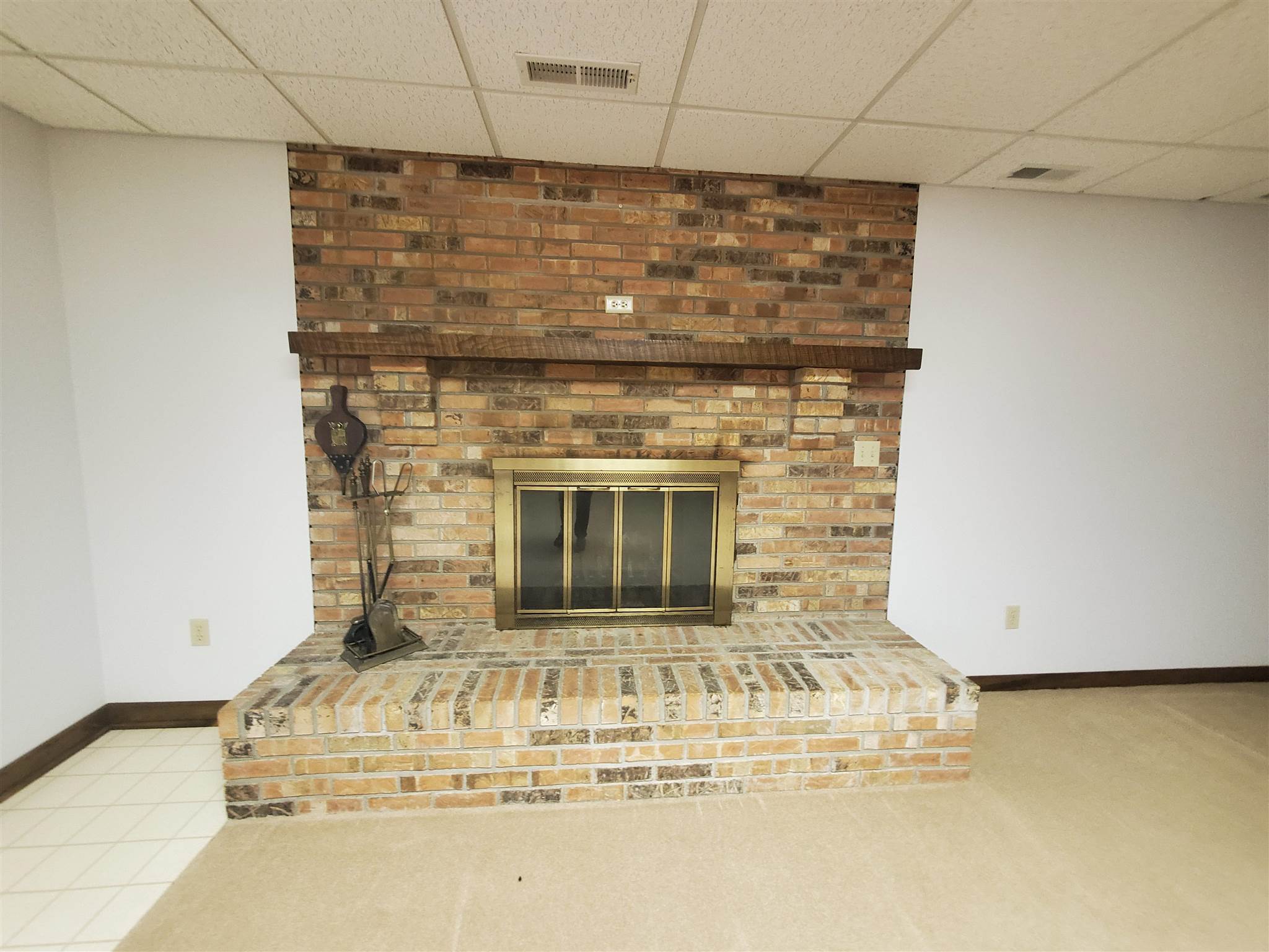 2415 Meier Road Evansville, IN 47720 - Photo 18 of 36 Gallery Image 18
