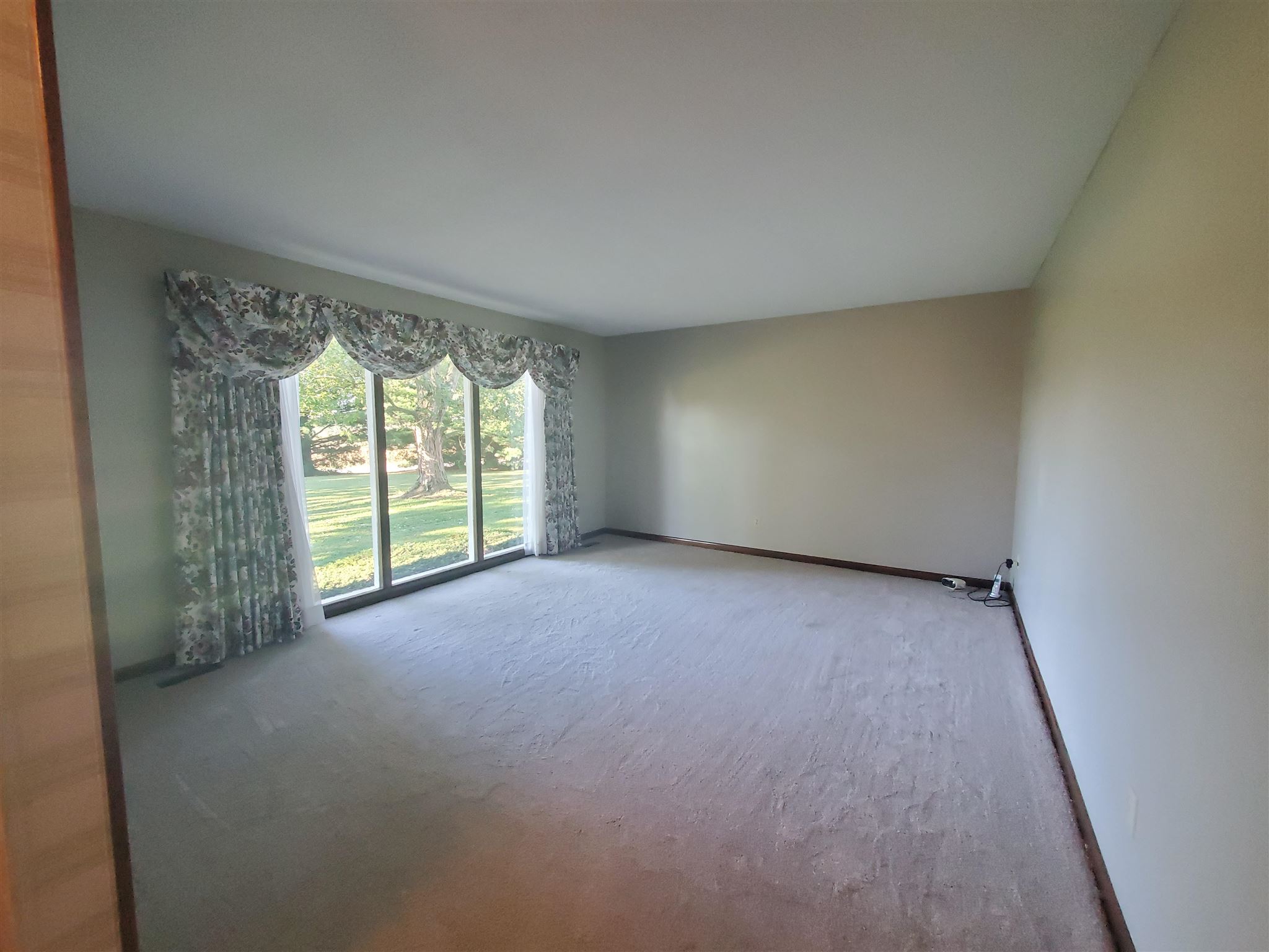2415 Meier Road Evansville, IN 47720 - Photo 4 of 36 Gallery Image 4