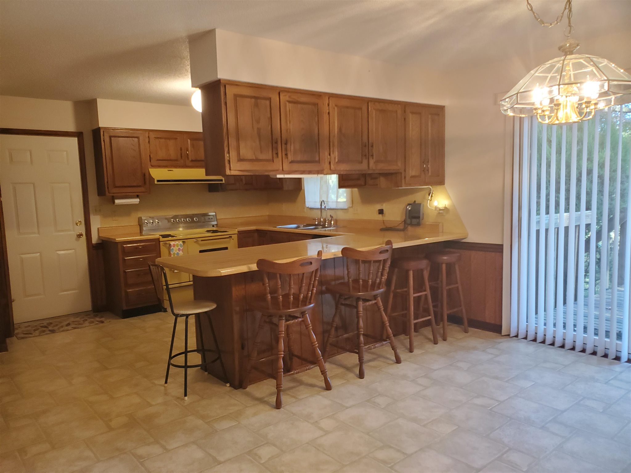 2415 Meier Road Evansville, IN 47720 - Photo 6 of 36 Gallery Image 6