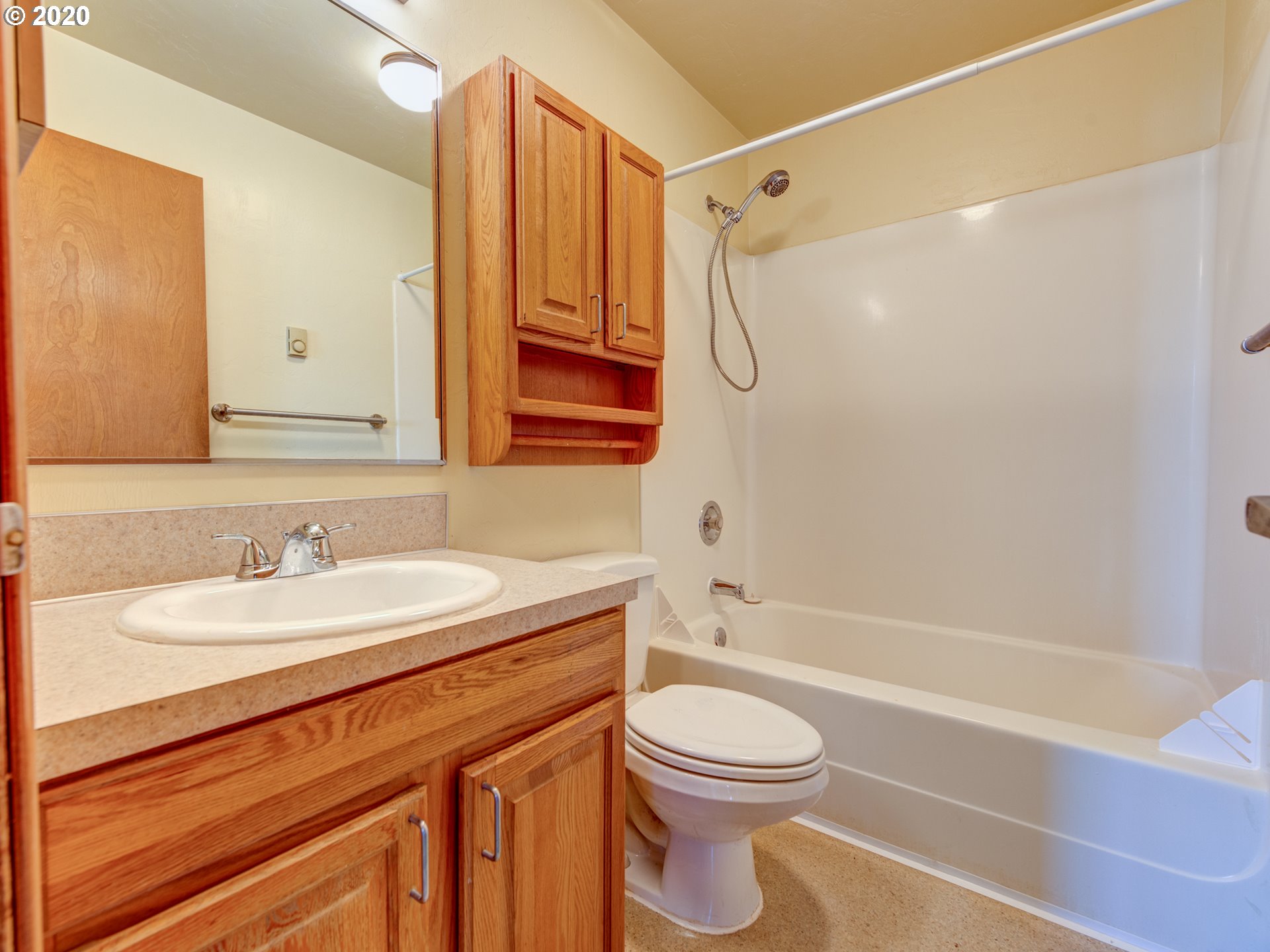 1467 Centennial Boulevard Springfield, OR 97477 - Photo 13 of 16 Gallery Image 13