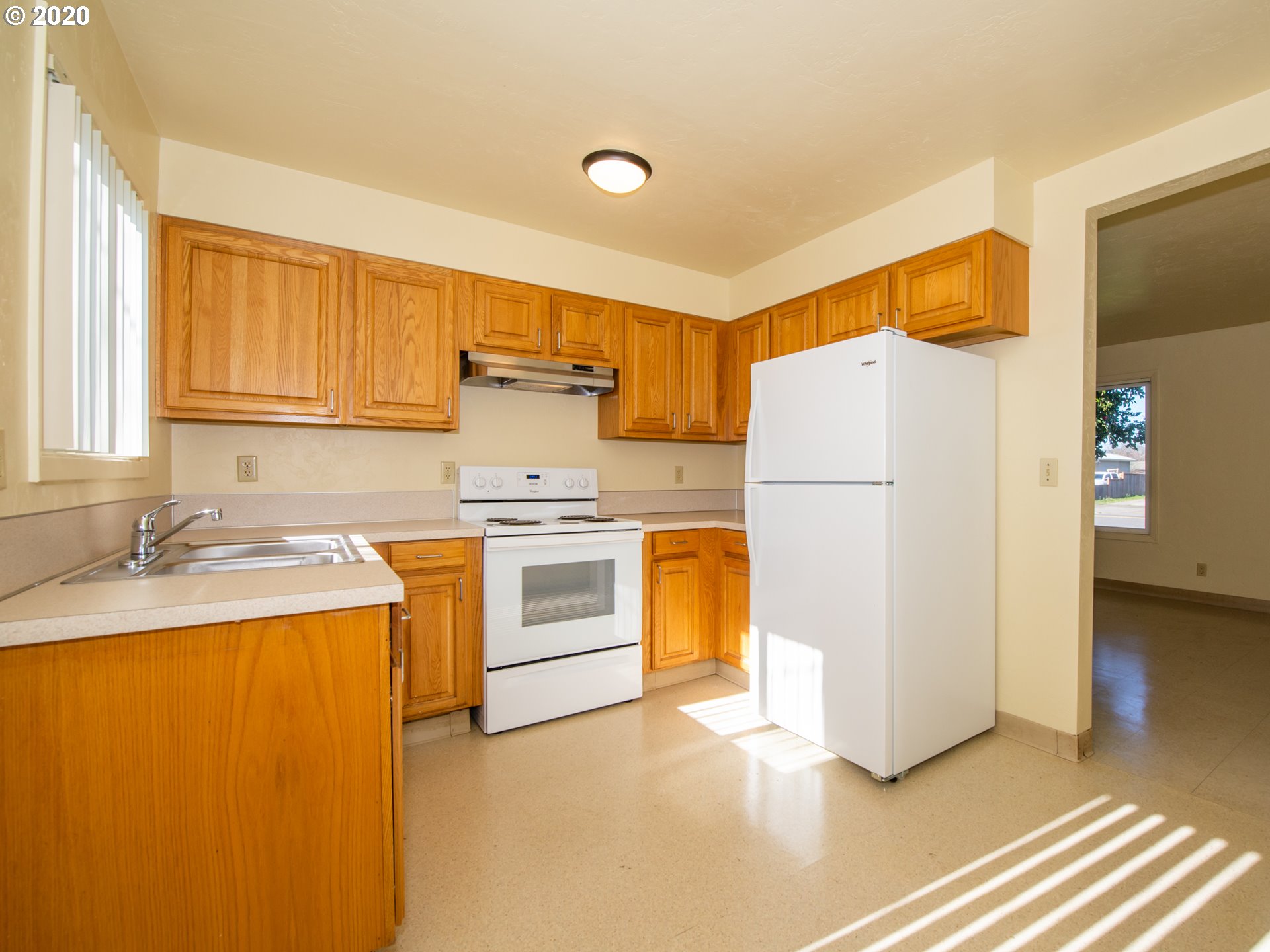 1467 Centennial Boulevard Springfield, OR 97477 - Photo 8 of 16 Gallery Image 8