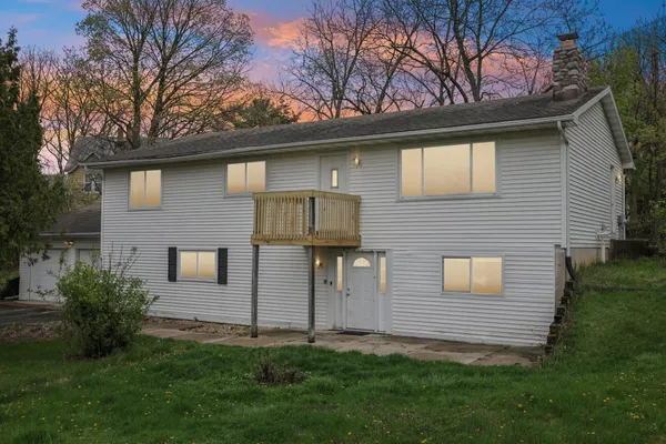 $319,900 | 517 Highland Drive, Baraboo, WI 53913