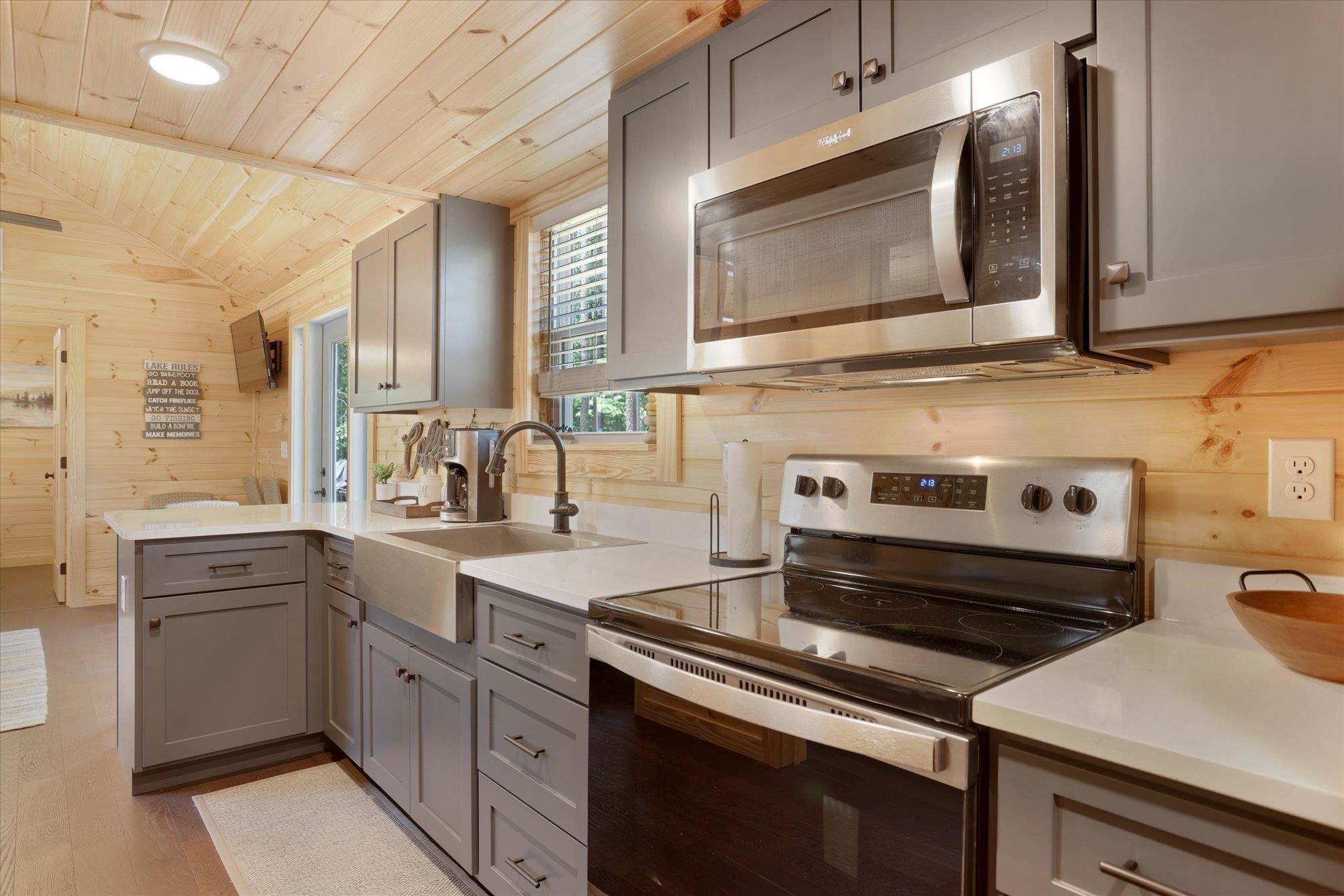 601 Bird Feather Lane Seneca, SC 29672 - Photo 7 of 26