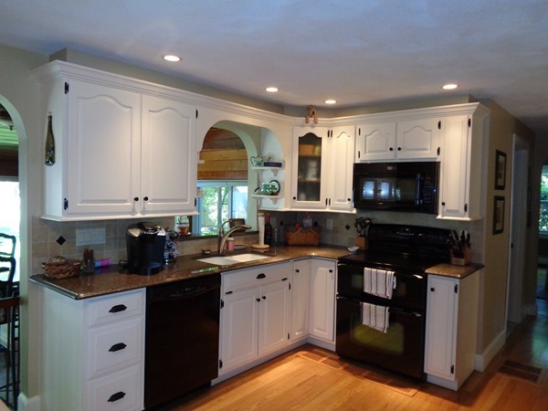 6 Oxbow Road Danvers, MA 01923 - Photo 5 of 27 Gallery Image 5