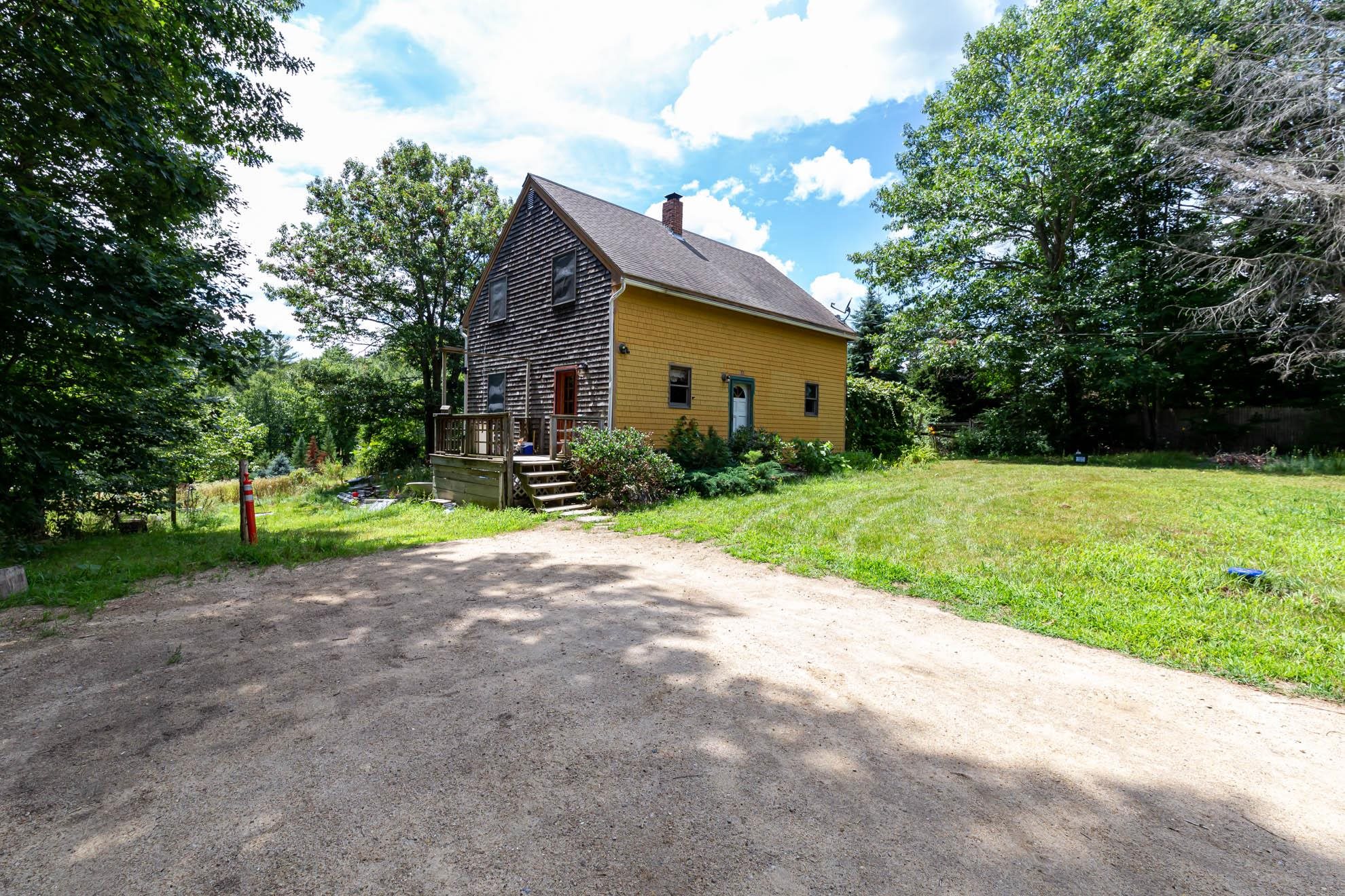 72 Crown Point Road Rochester, NH 03867 - Photo 1 of 26
