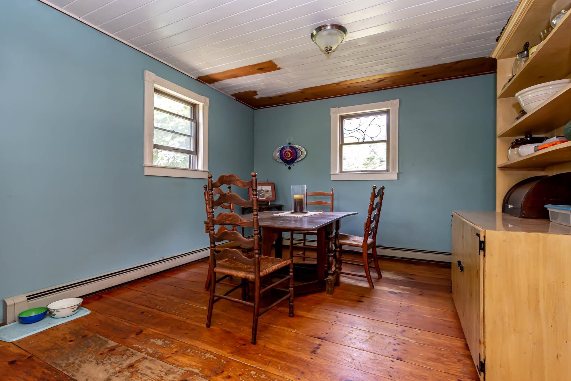 72 Crown Point Road Rochester, NH 03867 - Photo 13 of 26