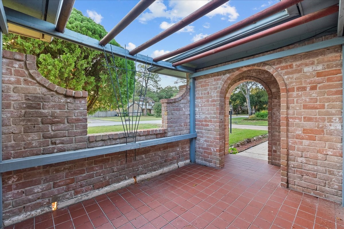 3727 Rau Drive Dickinson, TX 77539 - Photo 12 of 45 a view of porch with a backyard