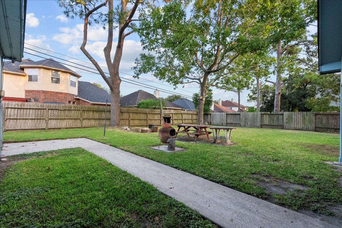 3727 Rau Drive Dickinson, TX 77539 - Photo 40 of 45 a view of a park with large trees