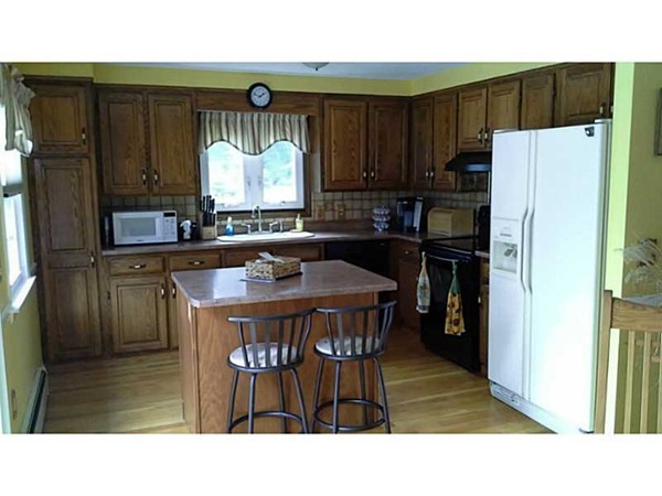 75 Ferncliffe Road Seekonk, MA 02771 - Photo 13 of 22 Gallery Image 13