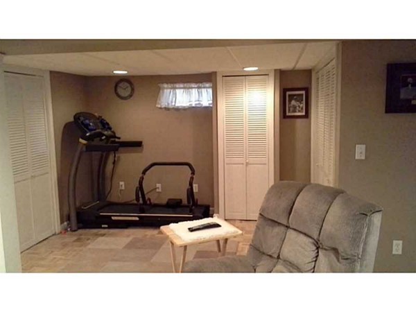 75 Ferncliffe Road Seekonk, MA 02771 - Photo 19 of 22 Gallery Image 19