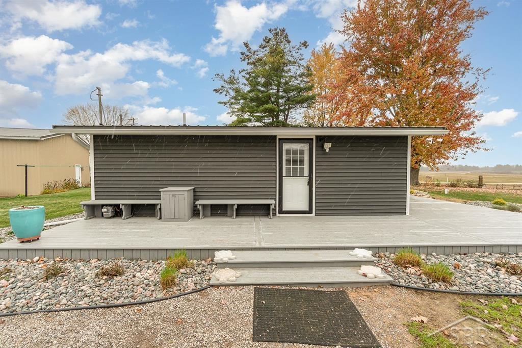 263 Twin Lake Road Beaverton, MI 48612 - Photo 2 of 15