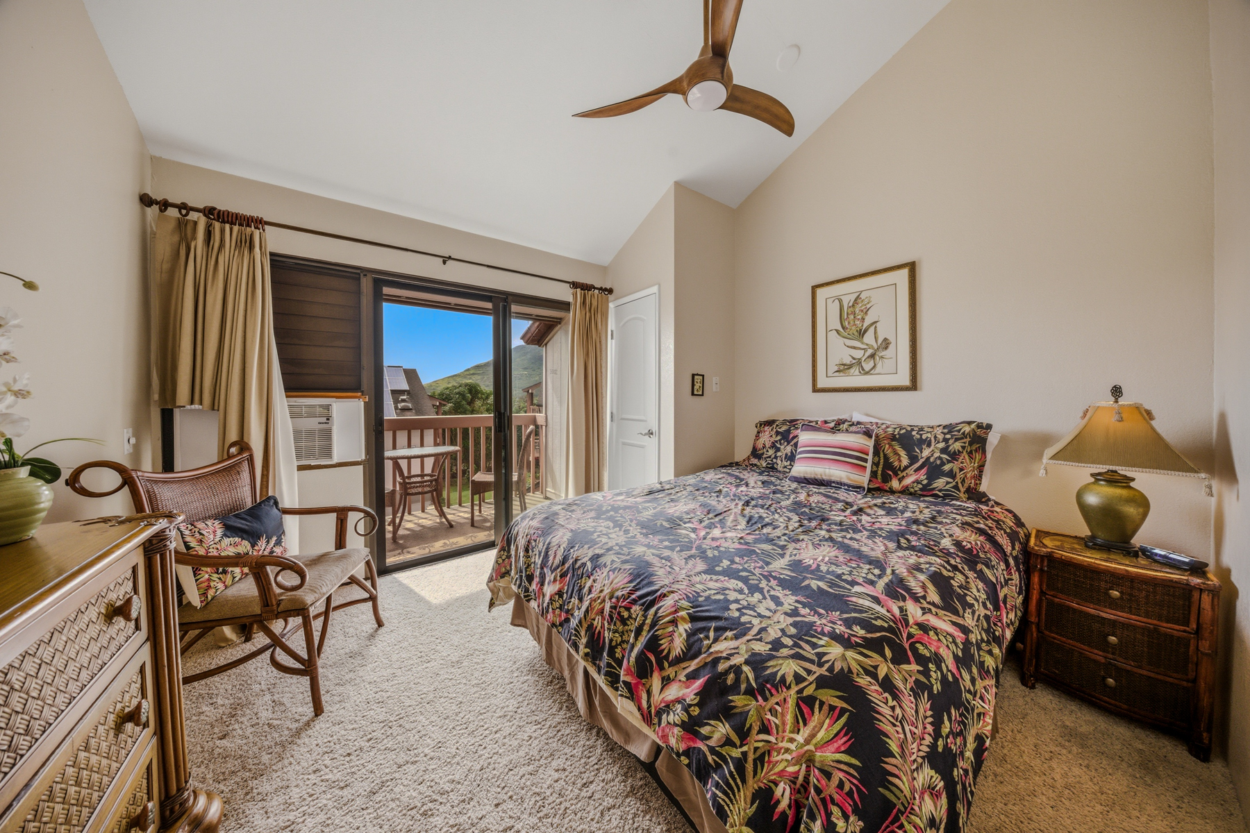 3411 Wilcox Road, Unit AIII9 Lihue, HI 96766 - Photo 7 of 13 a bedroom with bed and window