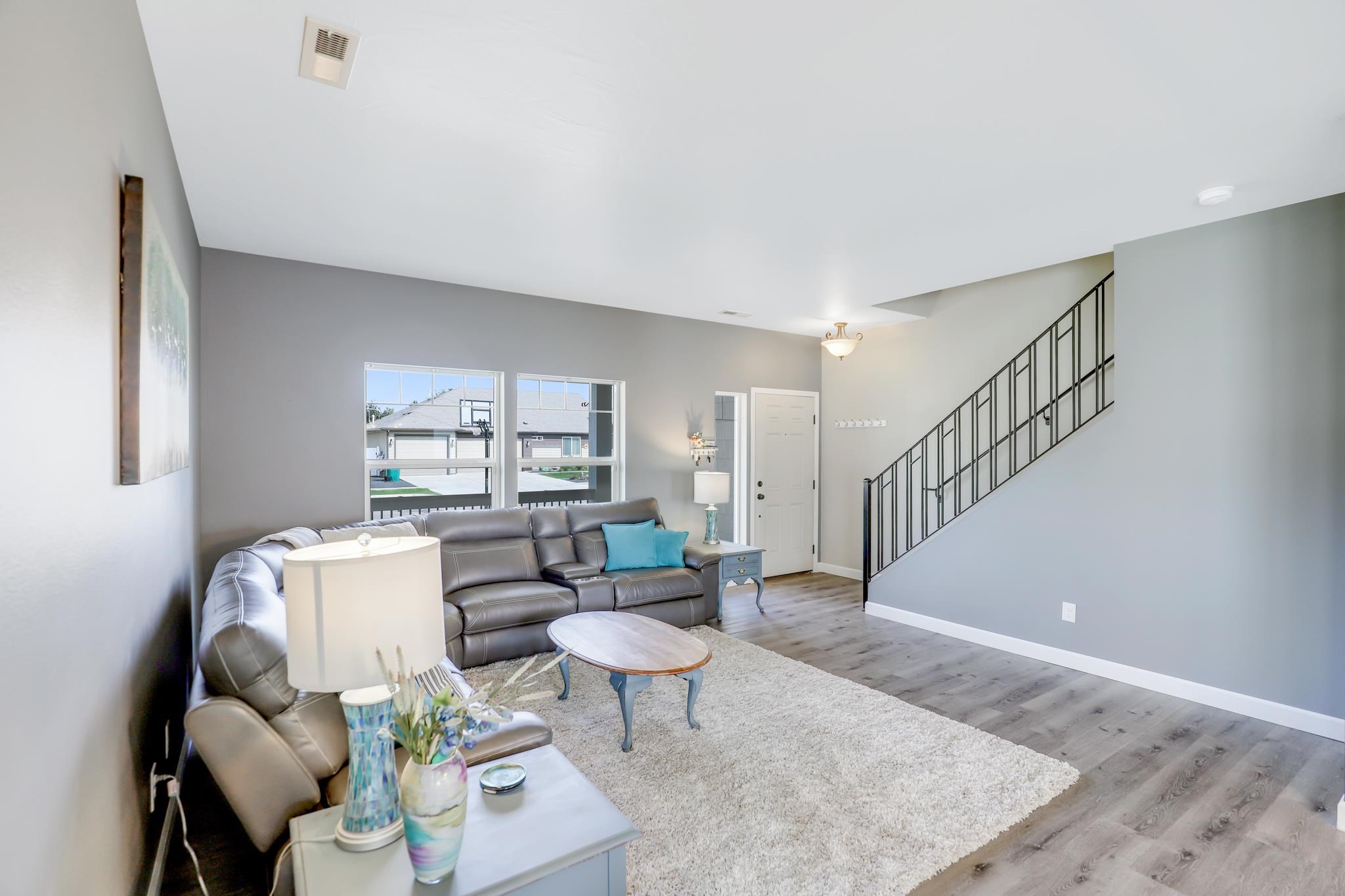 5229 North Avalon Road Spokane Valley, WA 99216 - Photo 4 of 43 Gallery Image 4