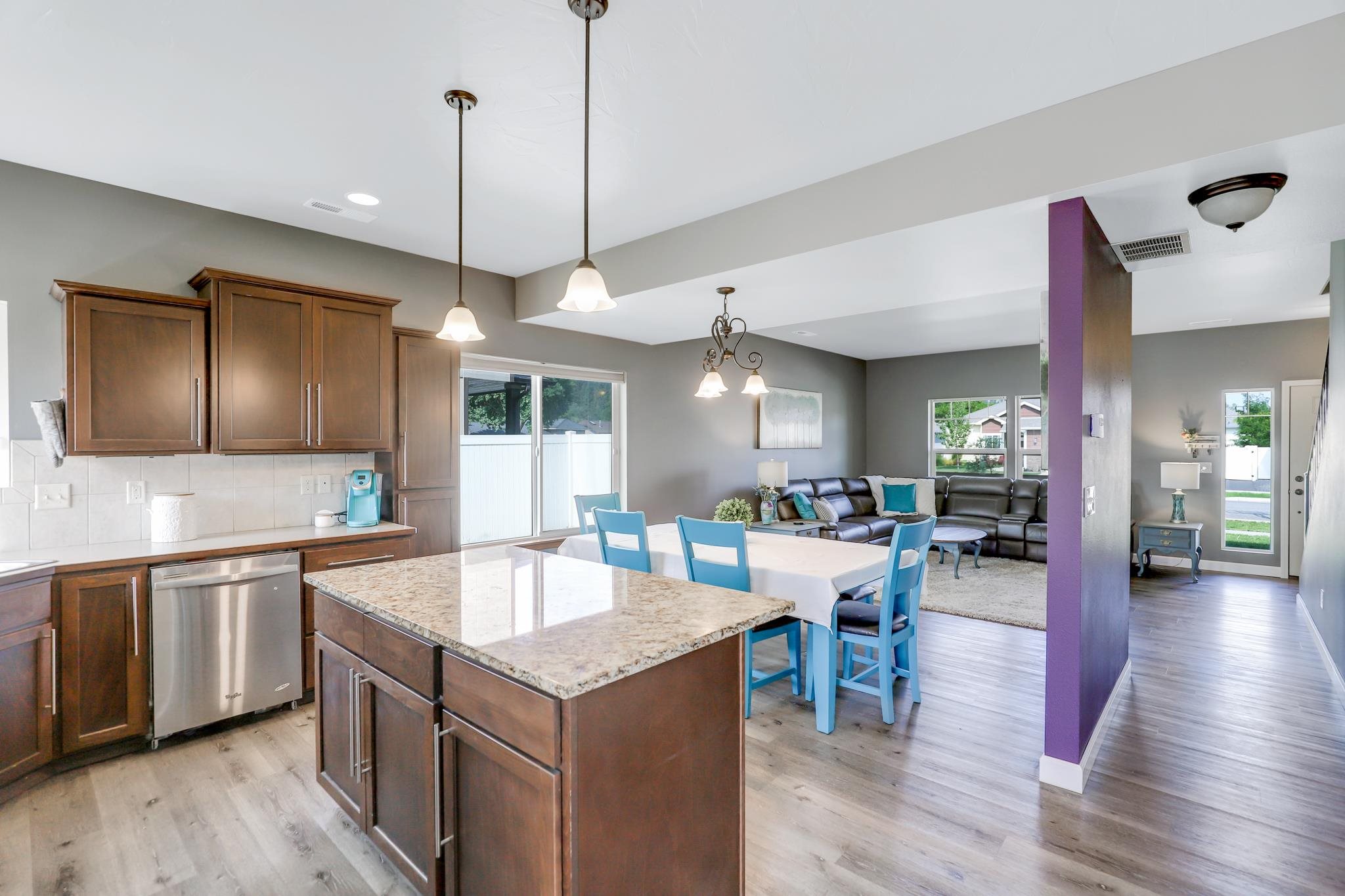 5229 North Avalon Road Spokane Valley, WA 99216 - Photo 8 of 43 Gallery Image 8
