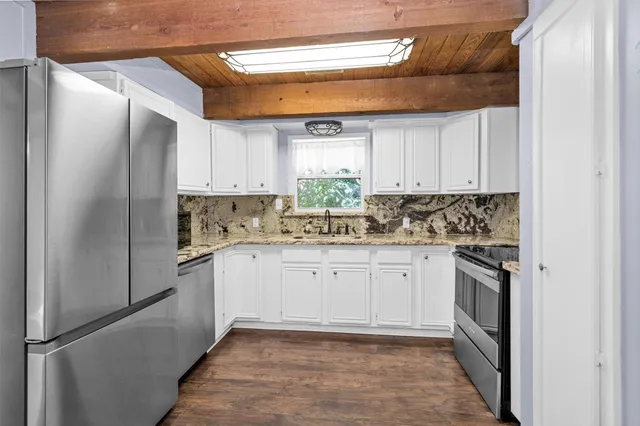 $359,000 | 6035 County Road 374, Marquez, TX 77865