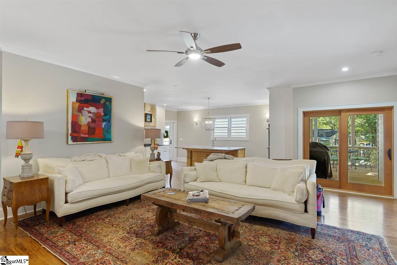 225 Rice Street Greenville, SC 29605 - Photo 6 of 36 Gallery Image 6