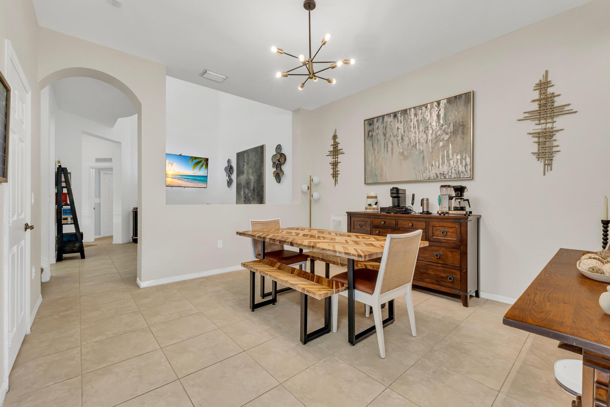 1624 Southeast 24th Court Homestead, FL 33035 - Photo 14 of 58 14