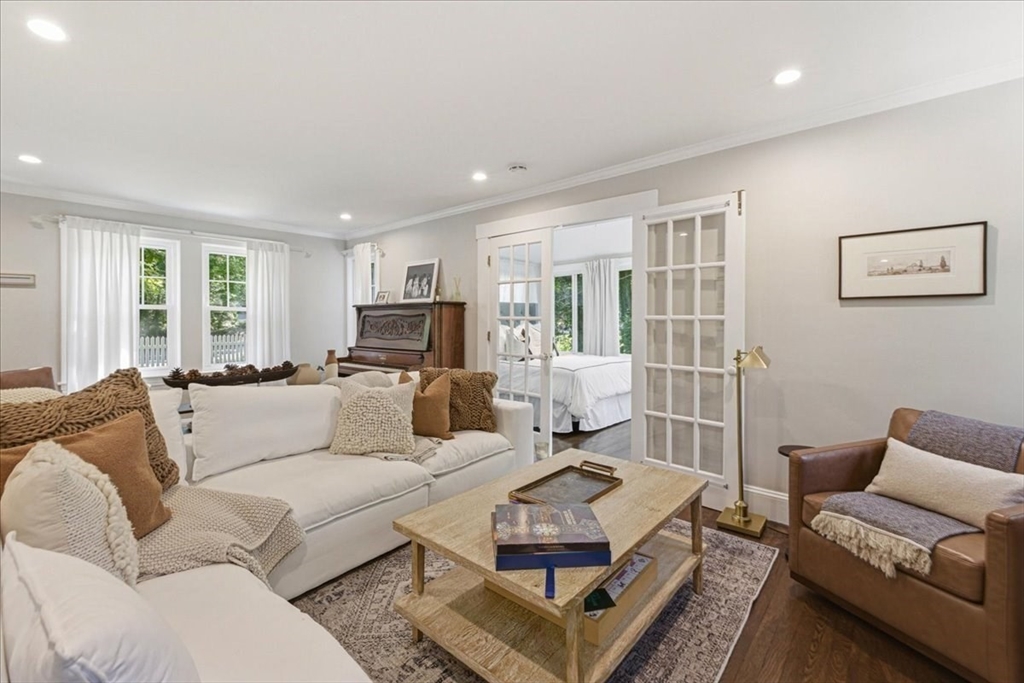 694 Country Way Scituate, MA 02066 - Photo 18 of 40