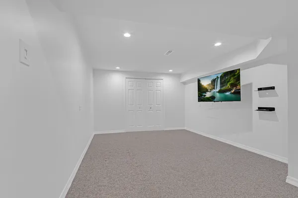 a view of empty room