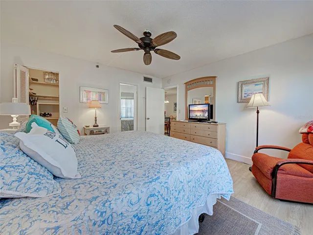 $289,000 | 232 St Augustine Avenue, Unit 105, Venice, FL 34285