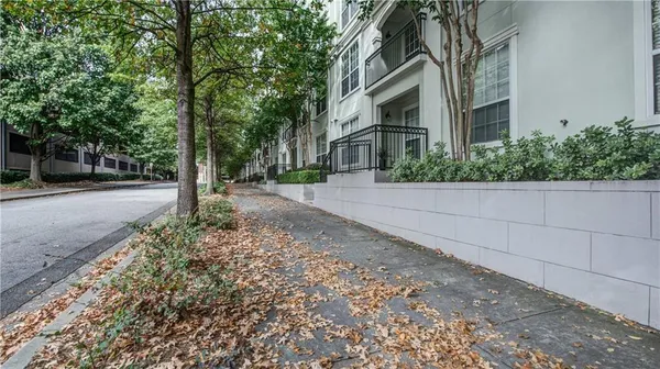 $1,681 | 3460 Kingsboro Road Northeast, Unit 514, Atlanta, GA 30326
