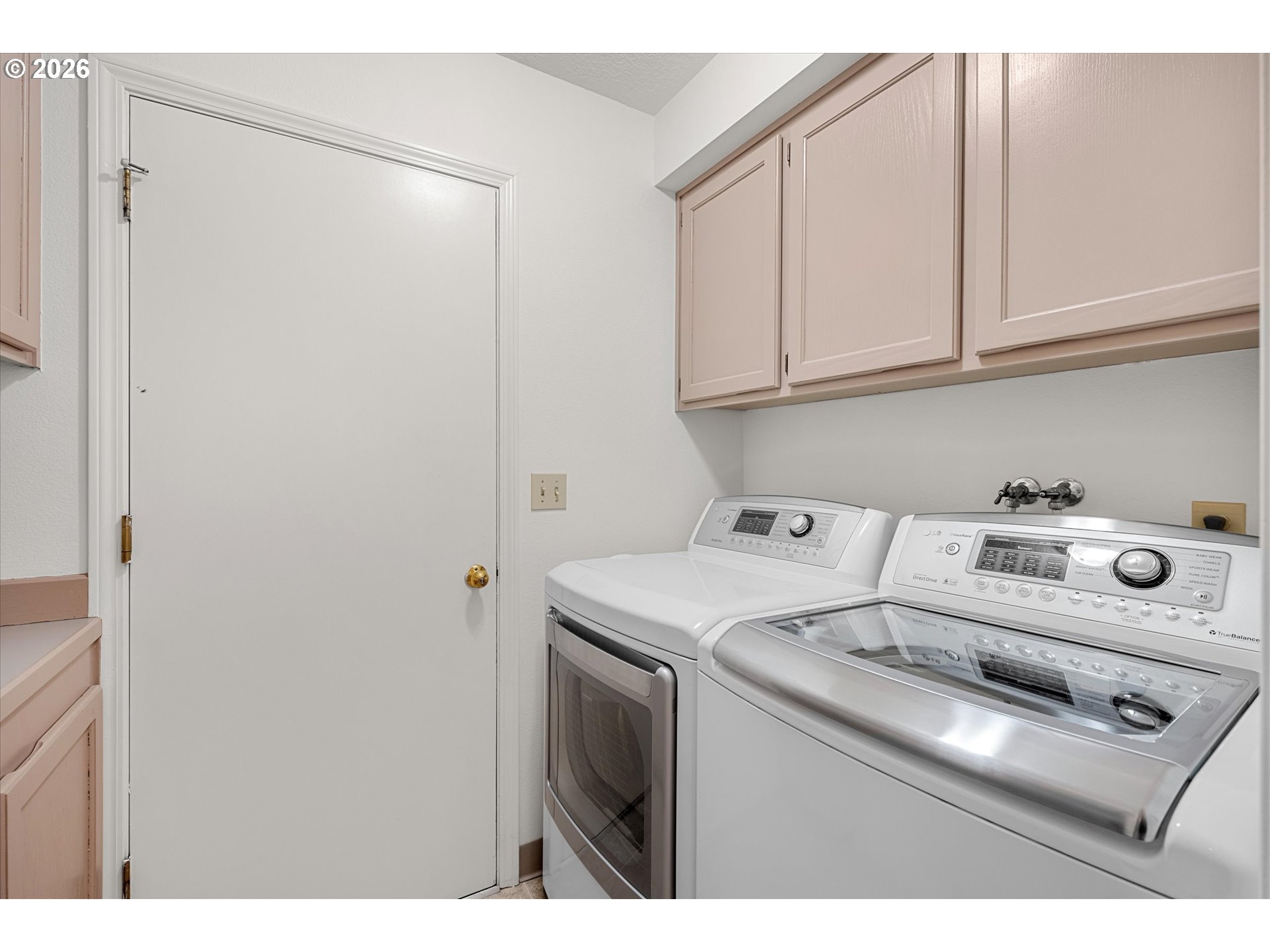 5428 Southwest Joshua Street Tualatin, OR 97062 - Photo 16 of 29 Laundry