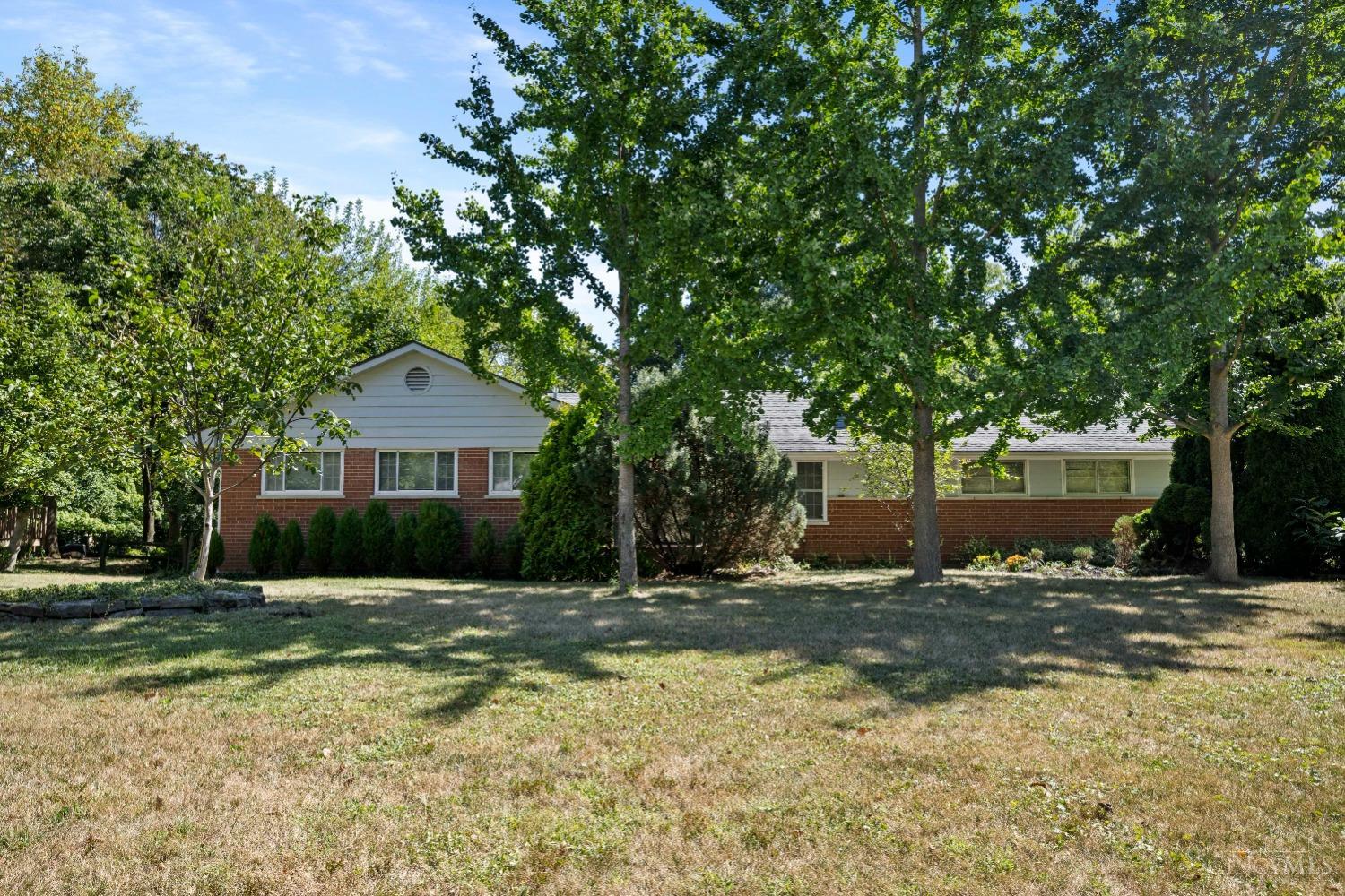 6530 Rollymeade Avenue Madeira, OH 45243 - Photo 1 of 39