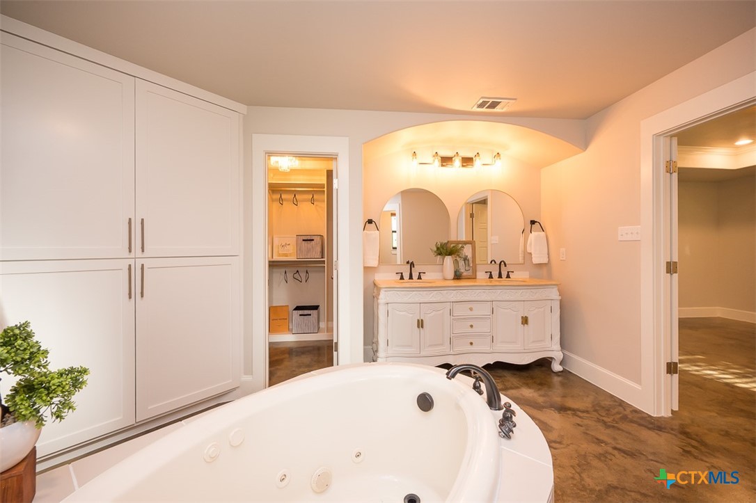 2030 Sandy Point Road Harker Heights, TX 76548 - Photo 18 of 40 Gallery Image 18