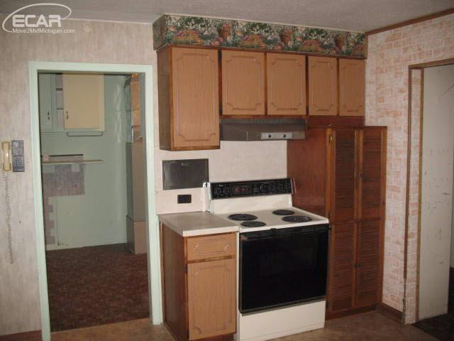 3200 Farrand Road Clio, MI 48420 - Photo 8 of 26 21256264-7.JPG