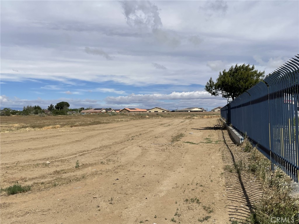 0 Cor Avenue Lancaster, CA 93535 - Photo 4 of 6 a view of an ocean beach