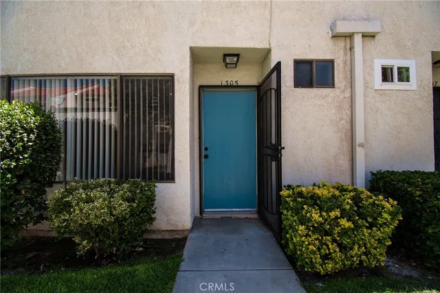 $288,000 | 1305 West Latham Avenue, Unit 1305, Hemet, CA 92543