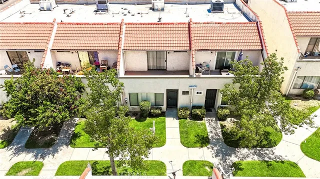 $288,000 | 1305 West Latham Avenue, Unit 1305, Hemet, CA 92543