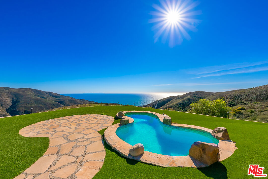 10502 Yellow Hill Road Malibu, CA 90265 - Photo 17 of 75
