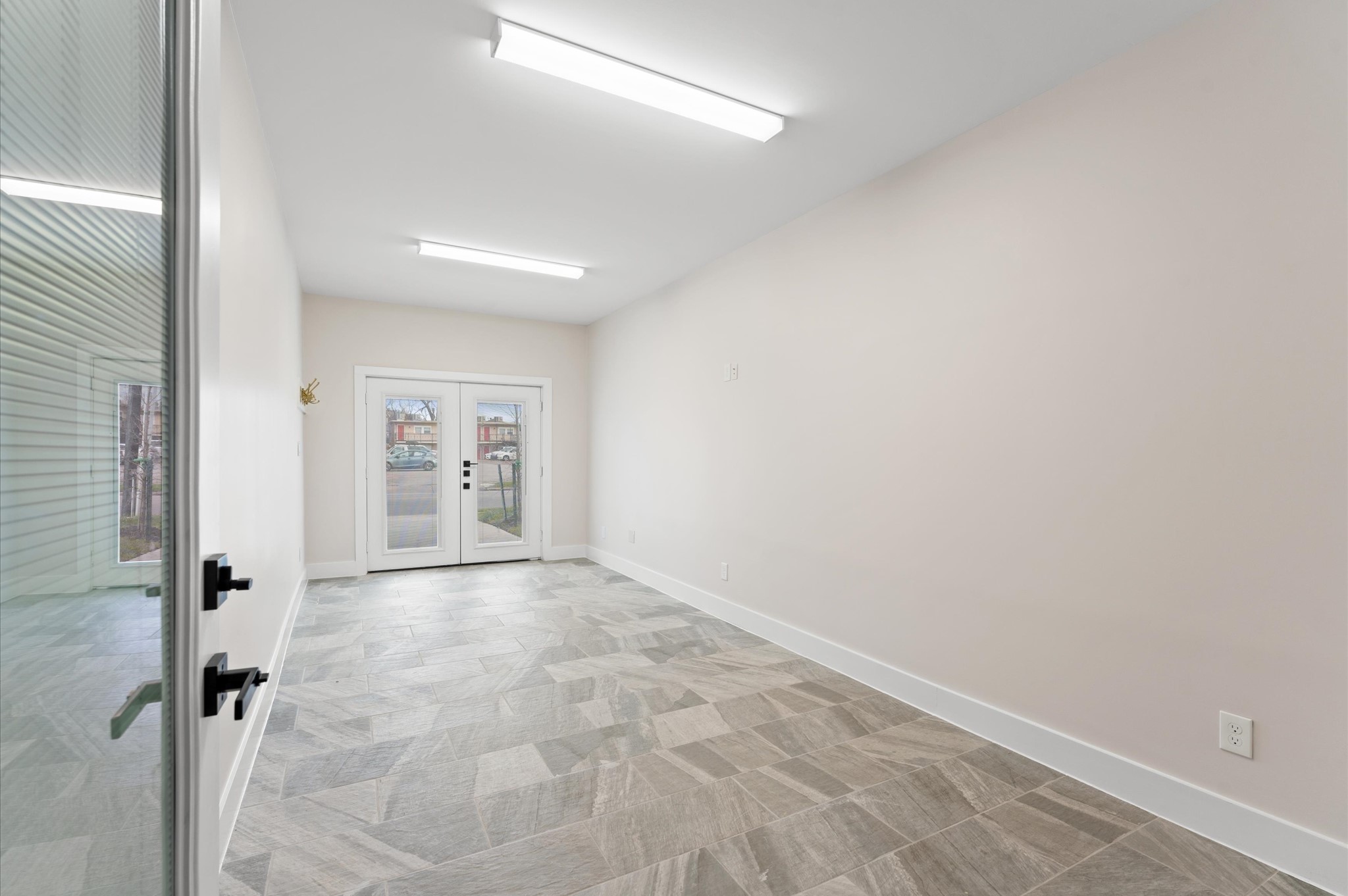 1908 Dismuke Street, Unit A Houston, TX 77023 - Photo 6 of 42 Flex Room