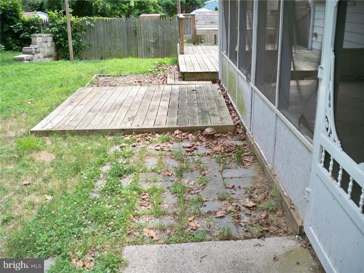 72 Rambler Lane Levittown, PA 19055 - Photo 11 of 16 Gallery Image 11
