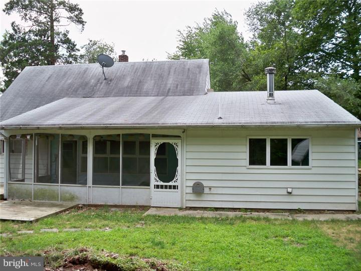 72 Rambler Lane Levittown, PA 19055 - Photo 16 of 16 Gallery Image 16