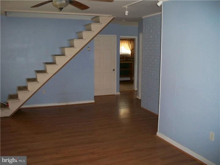 72 Rambler Lane Levittown, PA 19055 - Photo 3 of 16 Gallery Image 3