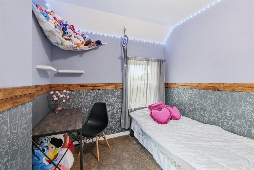 26 Fales Street Worcester, MA 01606 - Photo 30 of 42