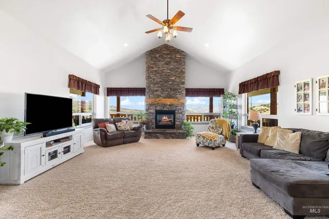 $1,255,000 | 12000 Holbrook Lane, Ola, ID 83657