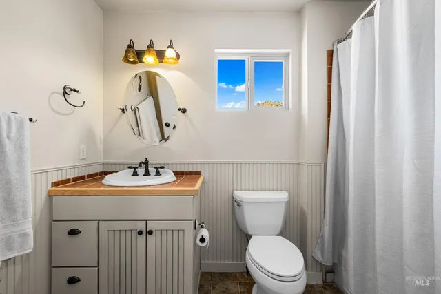 $1,255,000 | 12000 Holbrook Lane, Ola, ID 83657