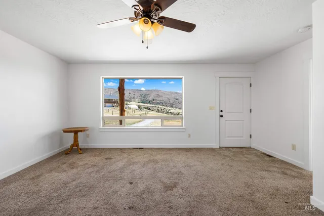 $1,255,000 | 12000 Holbrook Lane, Ola, ID 83657