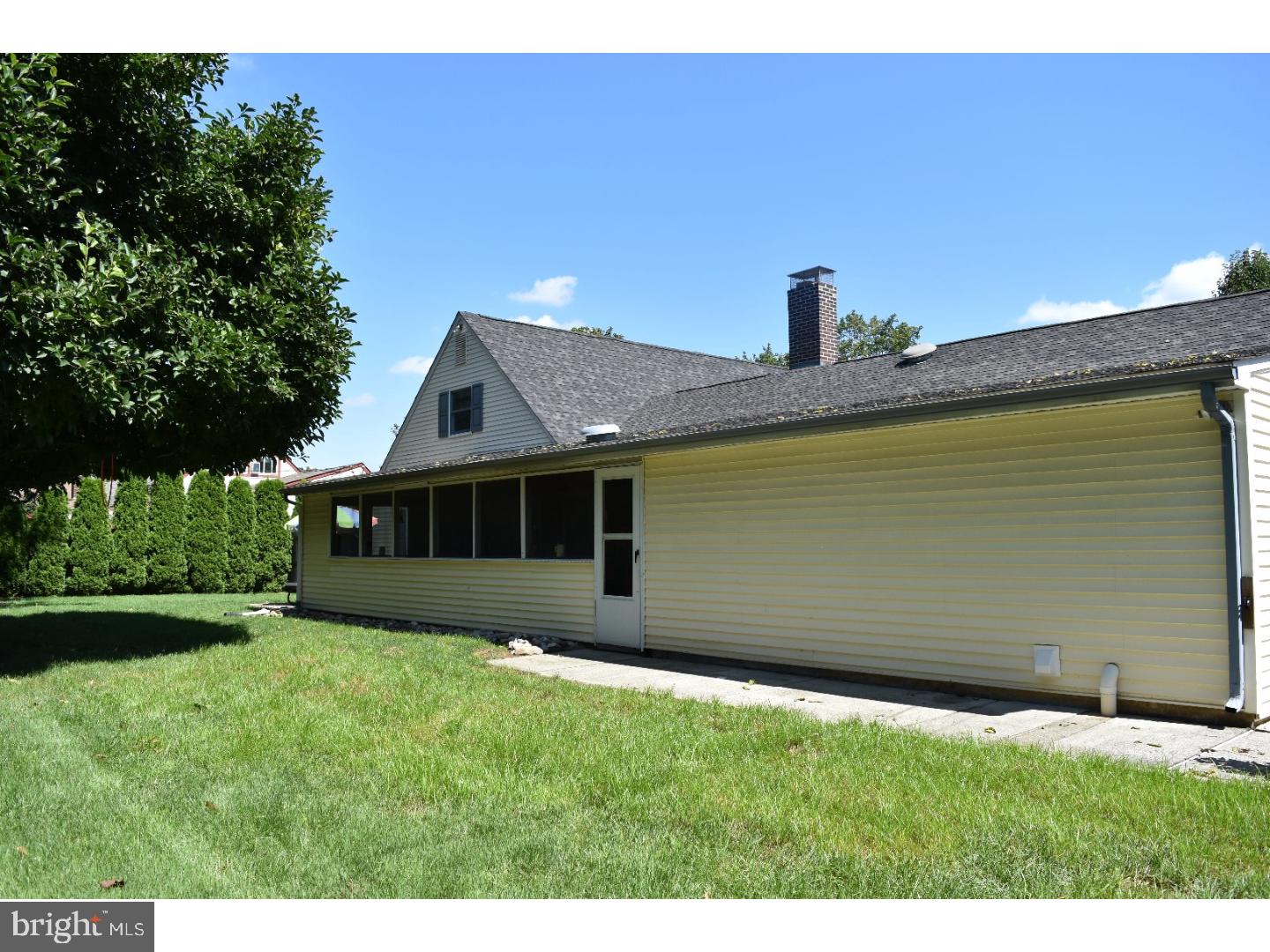 55 Fieldstone Road Levittown, PA 19056 - Photo 20 of 23