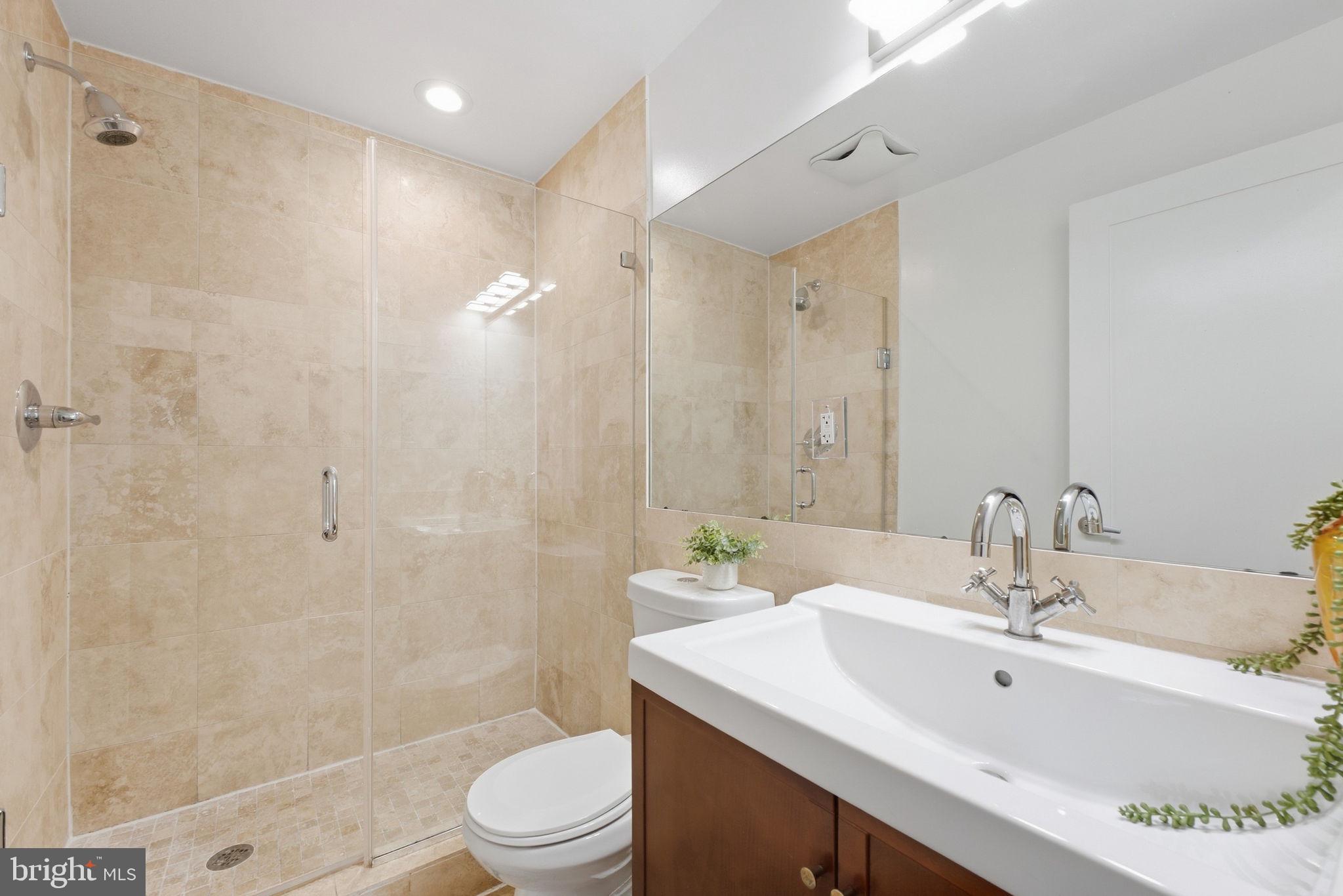 1531 Park Road Northwest, Unit 1 Washington, DC 20010 - Photo 20 of 27 Gallery Image 20