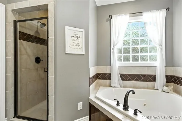 $624,900 | 35 Hand Lane, Eldon, MO 65026