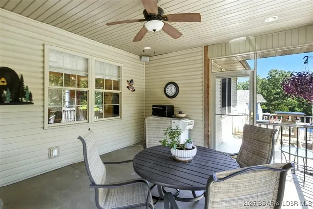 $624,900 | 35 Hand Lane, Eldon, MO 65026