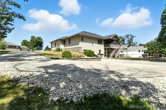 $624,900 | 35 Hand Lane, Eldon, MO 65026