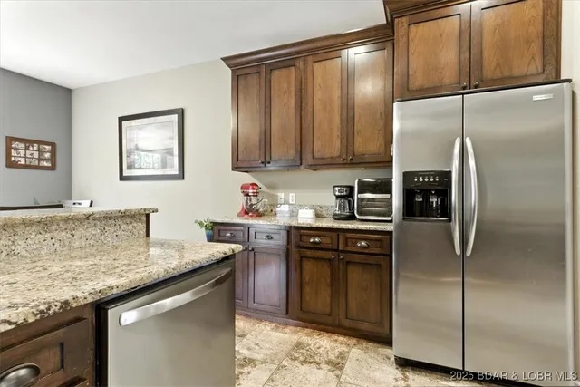 $624,900 | 35 Hand Lane, Eldon, MO 65026