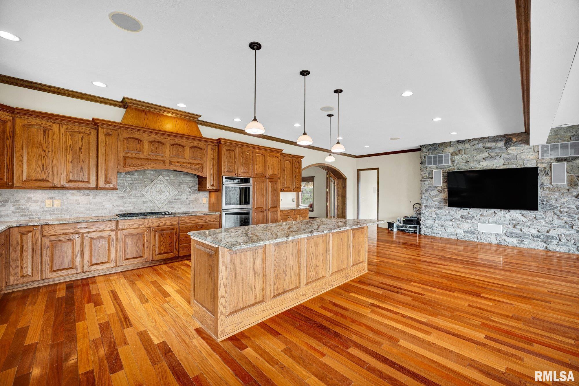 22500 Spring Creek Road Washington, IL 61571 - Photo 14 of 100