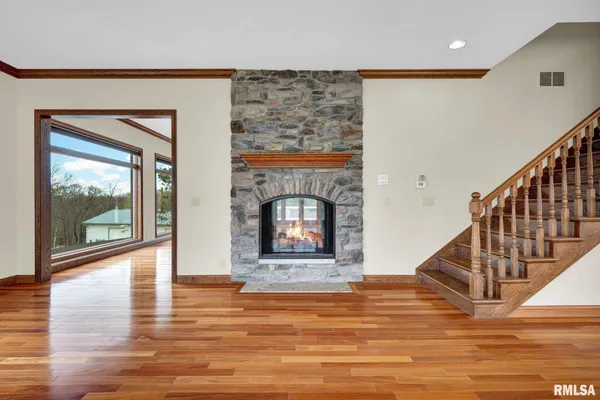 $1,150,000 | 22500 Spring Creek Road, Washington, IL 61571