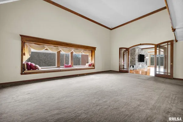 $1,150,000 | 22500 Spring Creek Road, Washington, IL 61571